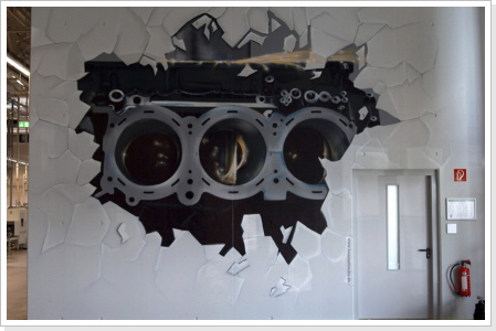 "hei&szlig;er Motor" Wandgestaltung